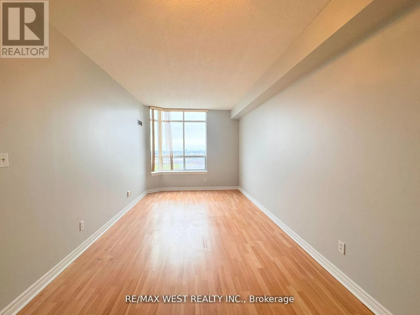 PH7 - 1700 EGLINTON AVENUE E
