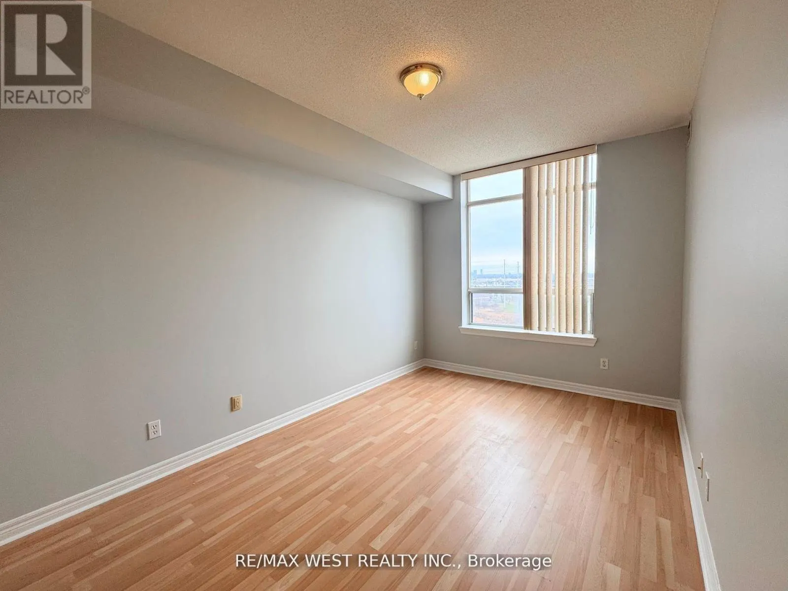 PH7 - 1700 EGLINTON AVENUE E