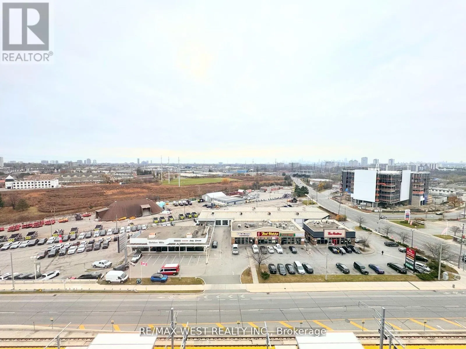 PH7 - 1700 EGLINTON AVENUE E