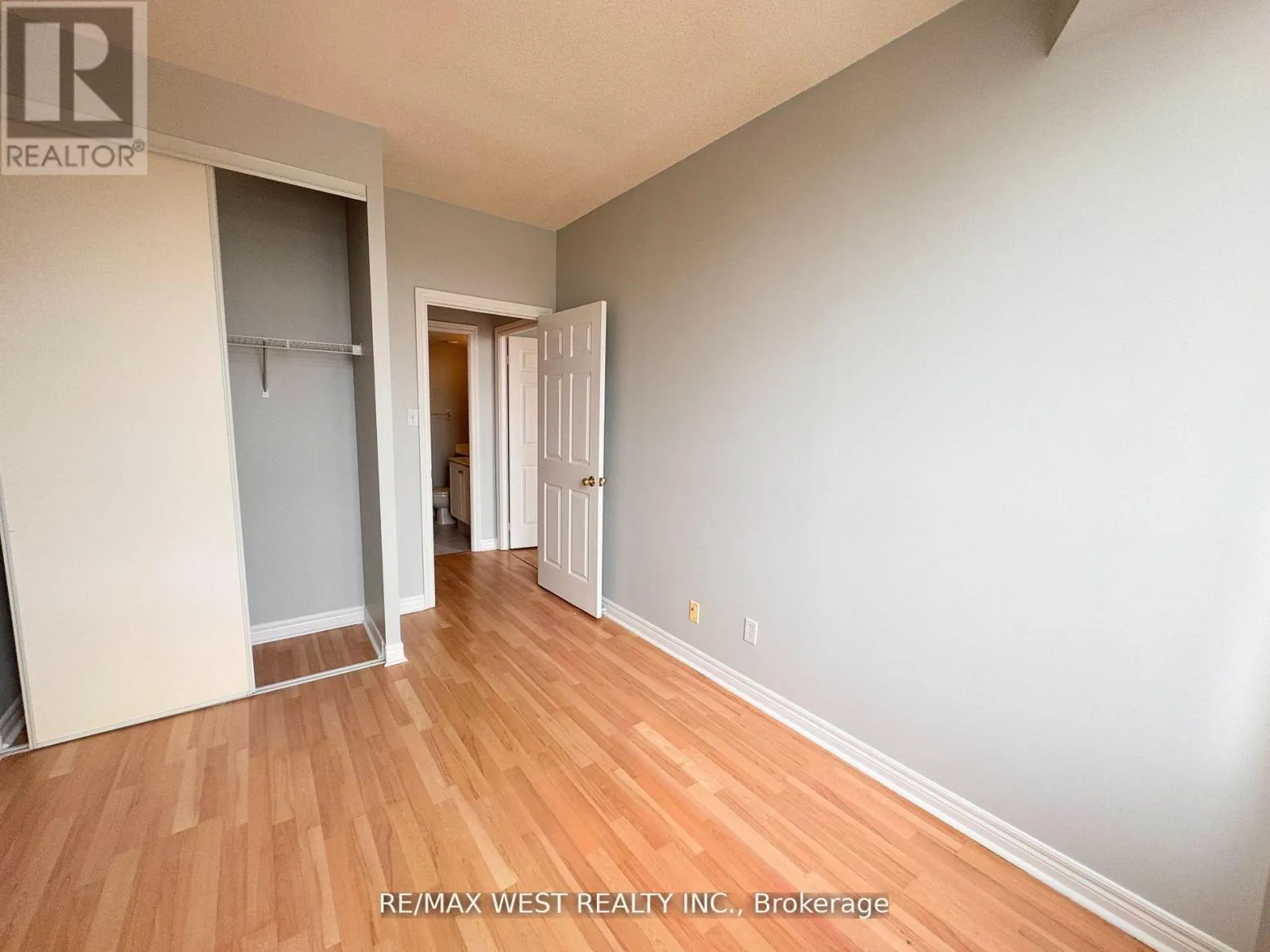 PH7 - 1700 EGLINTON AVENUE E