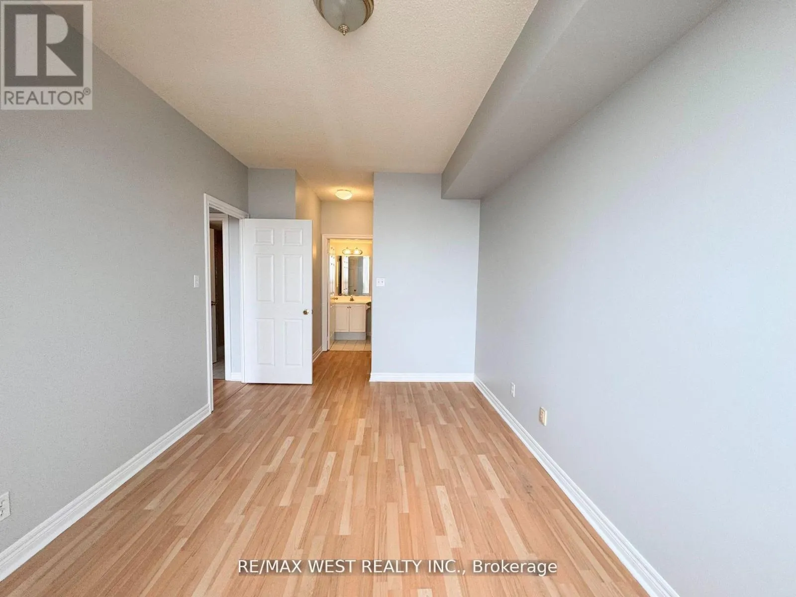 PH7 - 1700 EGLINTON AVENUE E