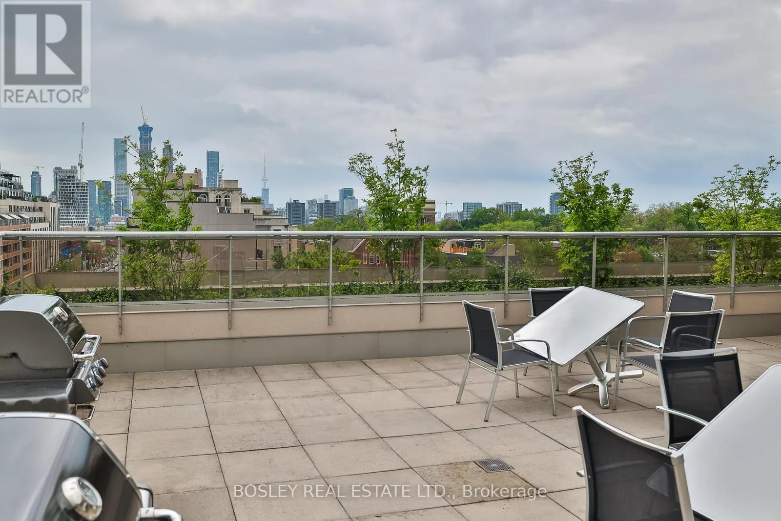 201 - 1430 YONGE STREET