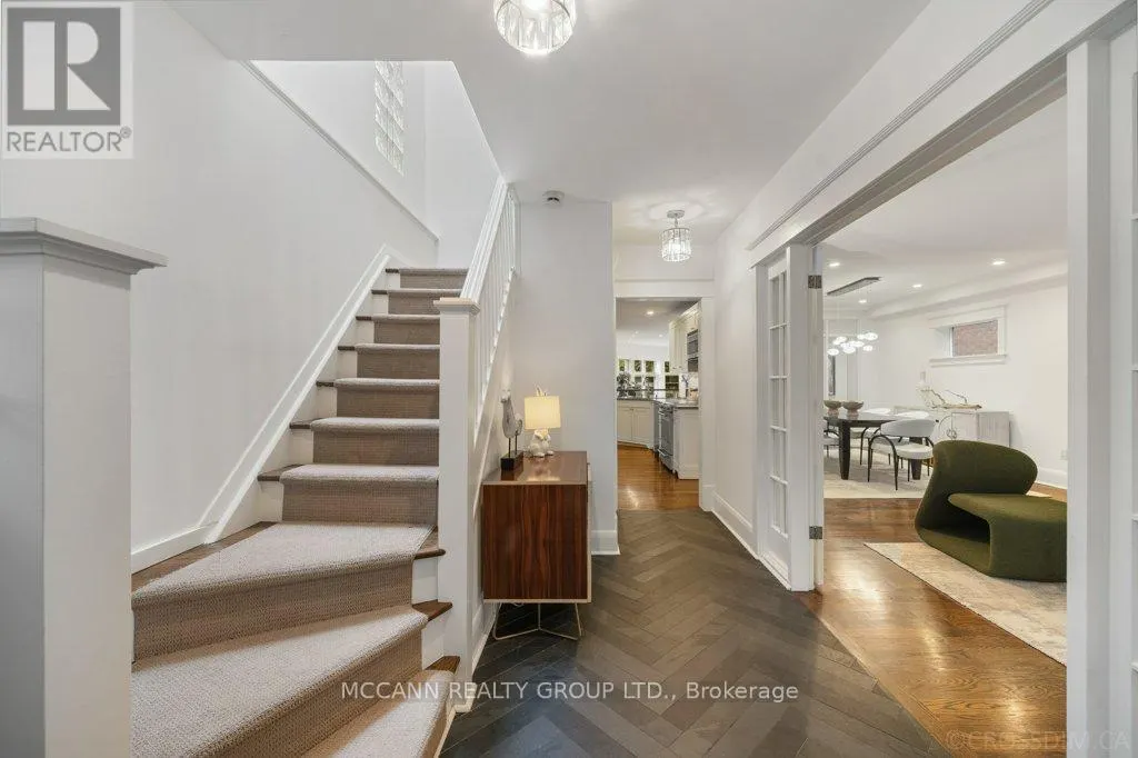 43 SHERWOOD AVENUE