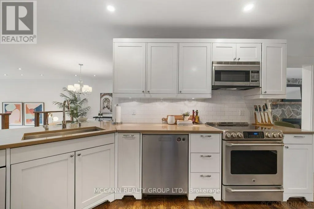 43 SHERWOOD AVENUE