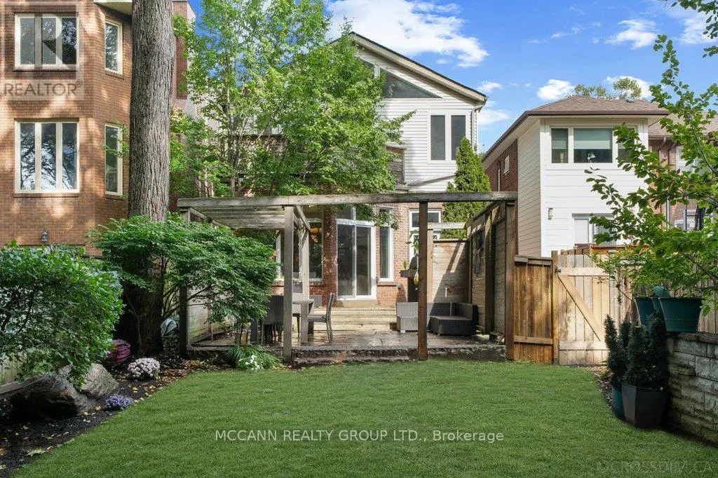 43 SHERWOOD AVENUE