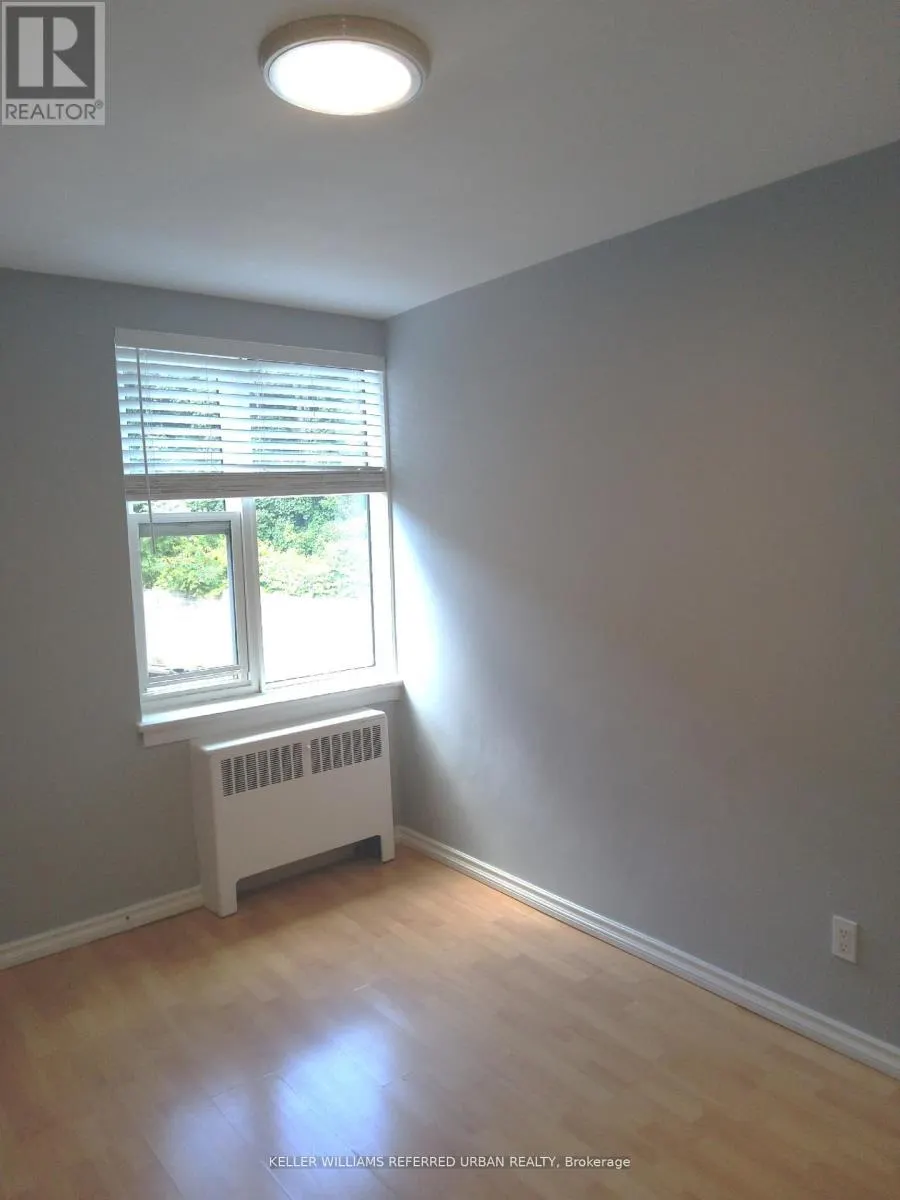 14 - 464 SUMMERHILL AVENUE E