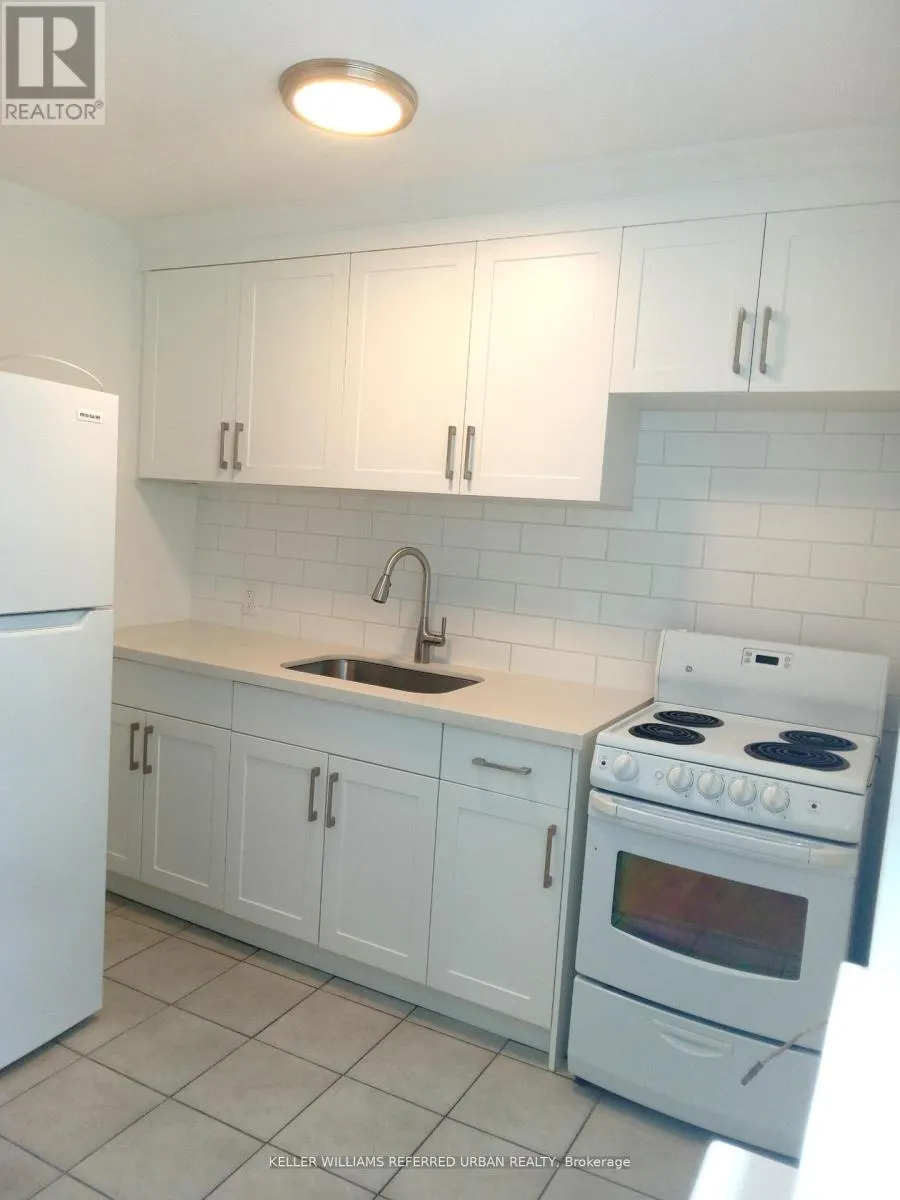 14 - 464 SUMMERHILL AVENUE E