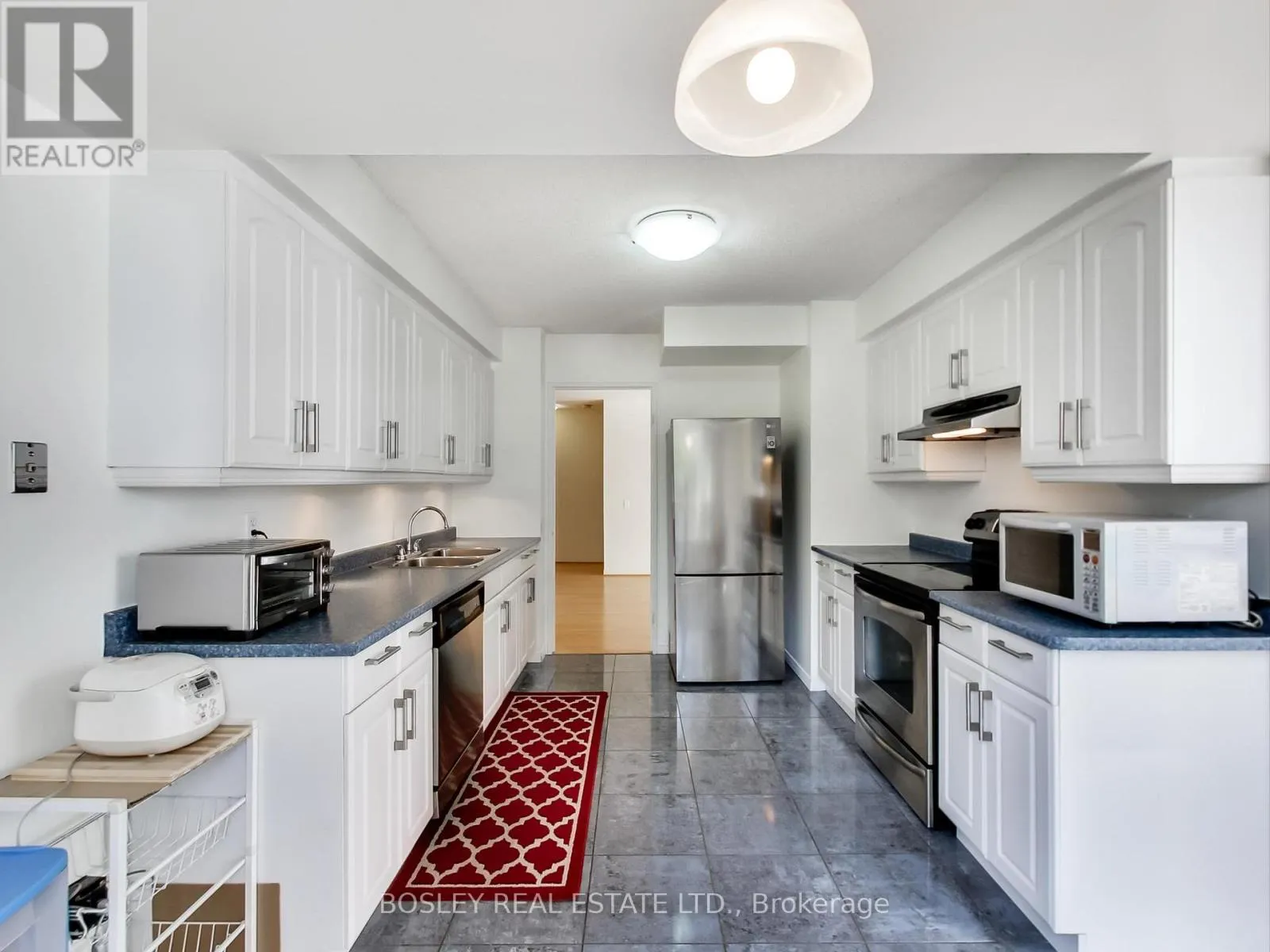 203 - 100 UPPER MADISON AVENUE
