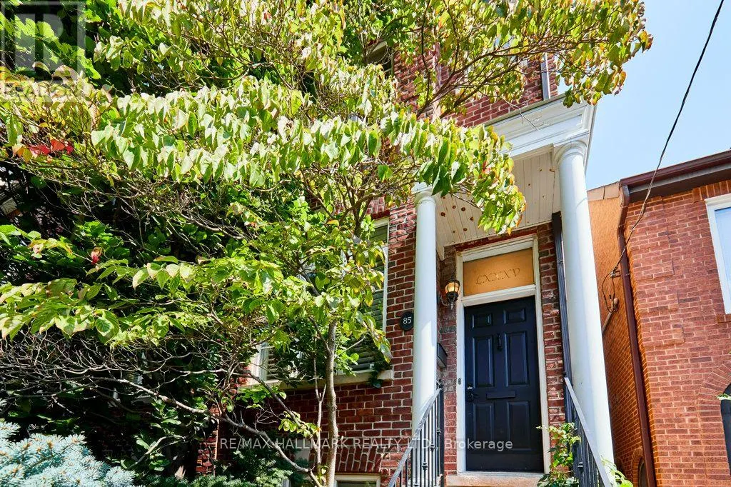 85 TAUNTON ROAD