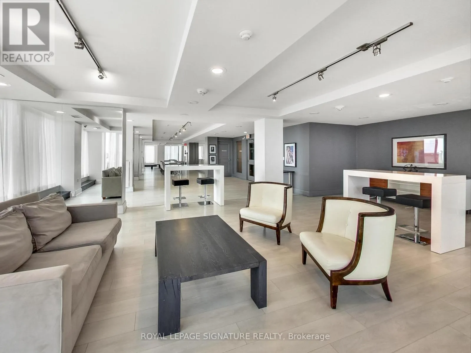 2816 - 125 WESTERN BATTERY ROAD
