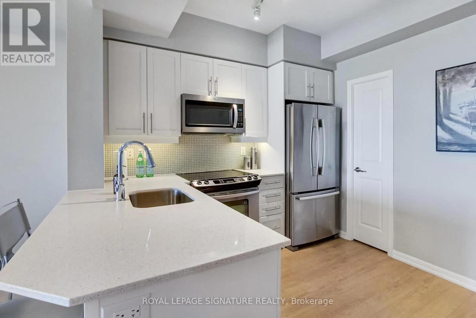 2816 - 125 WESTERN BATTERY ROAD
