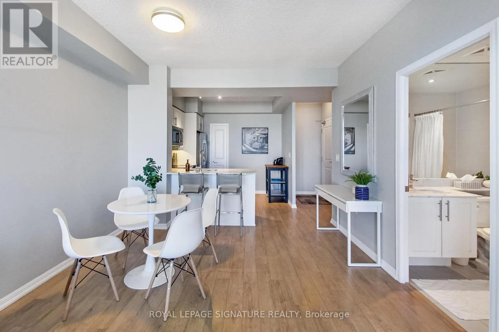 2816 - 125 WESTERN BATTERY ROAD