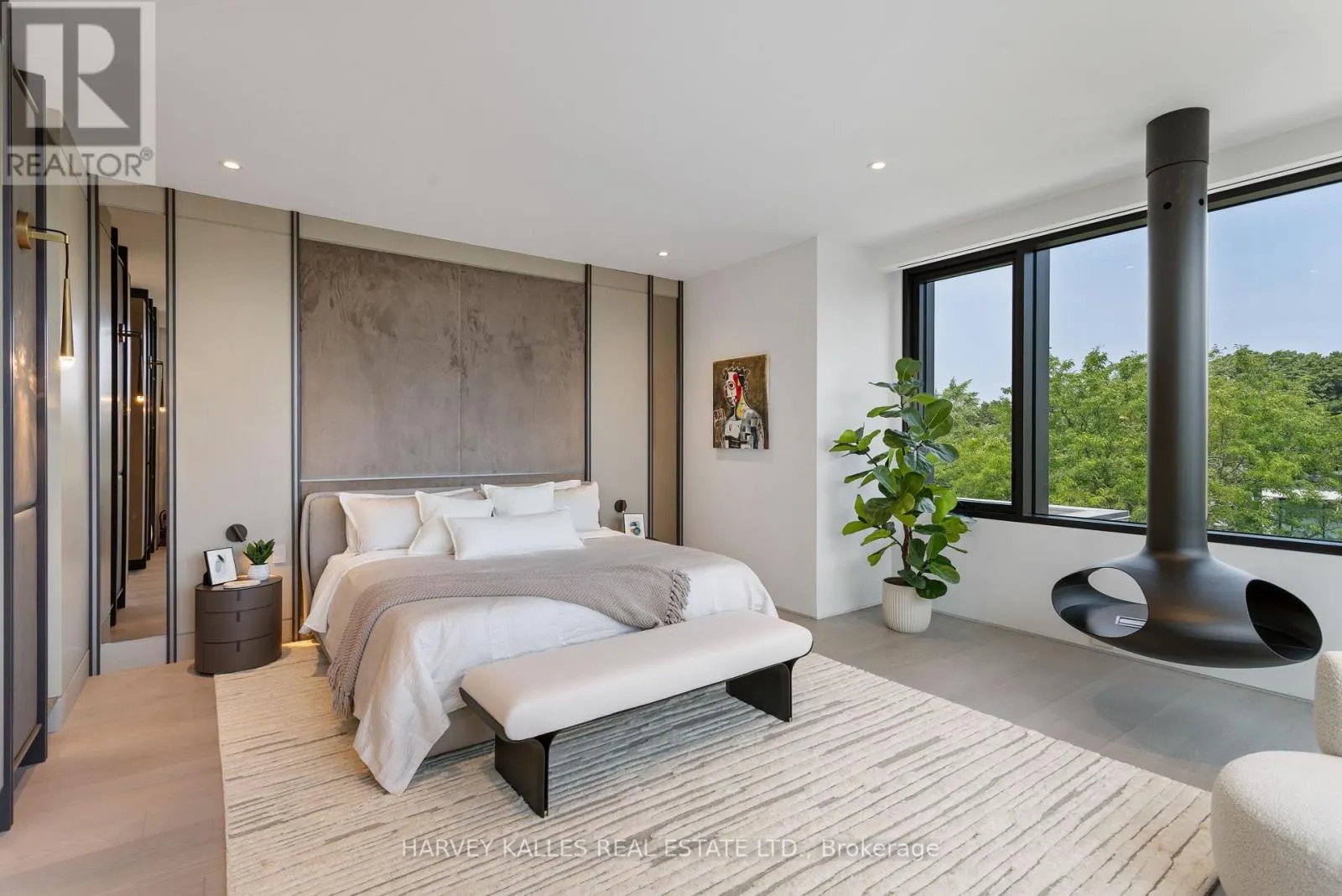 211 DUNVEGAN ROAD