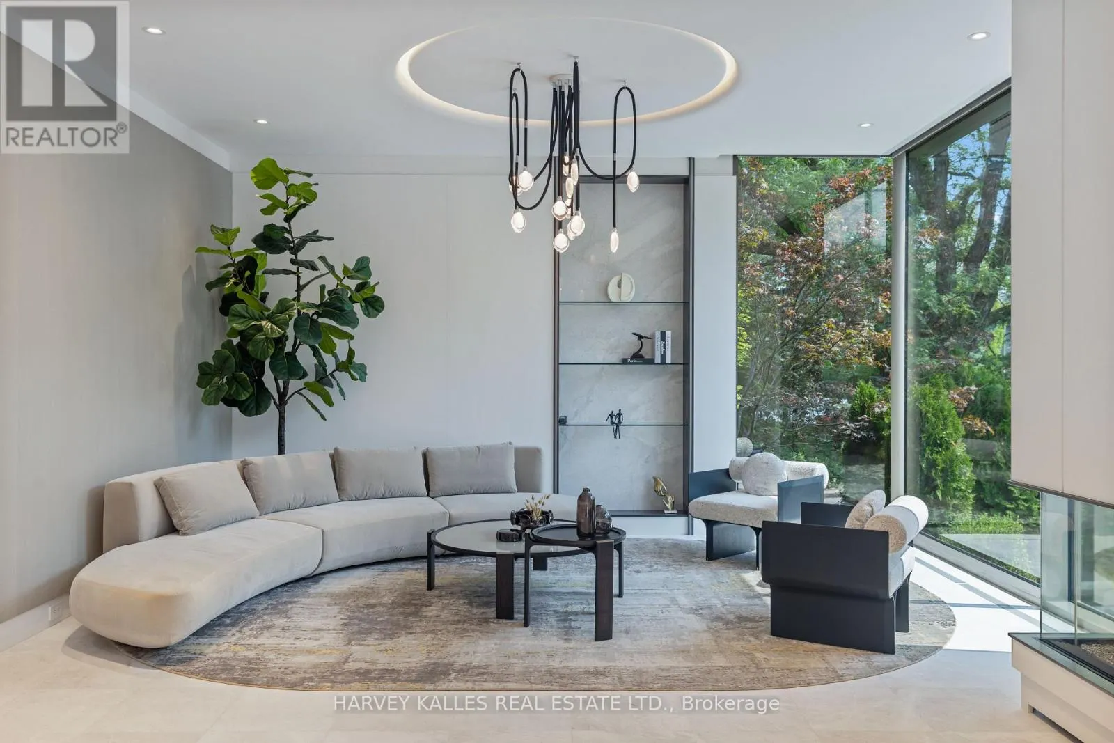 211 DUNVEGAN ROAD