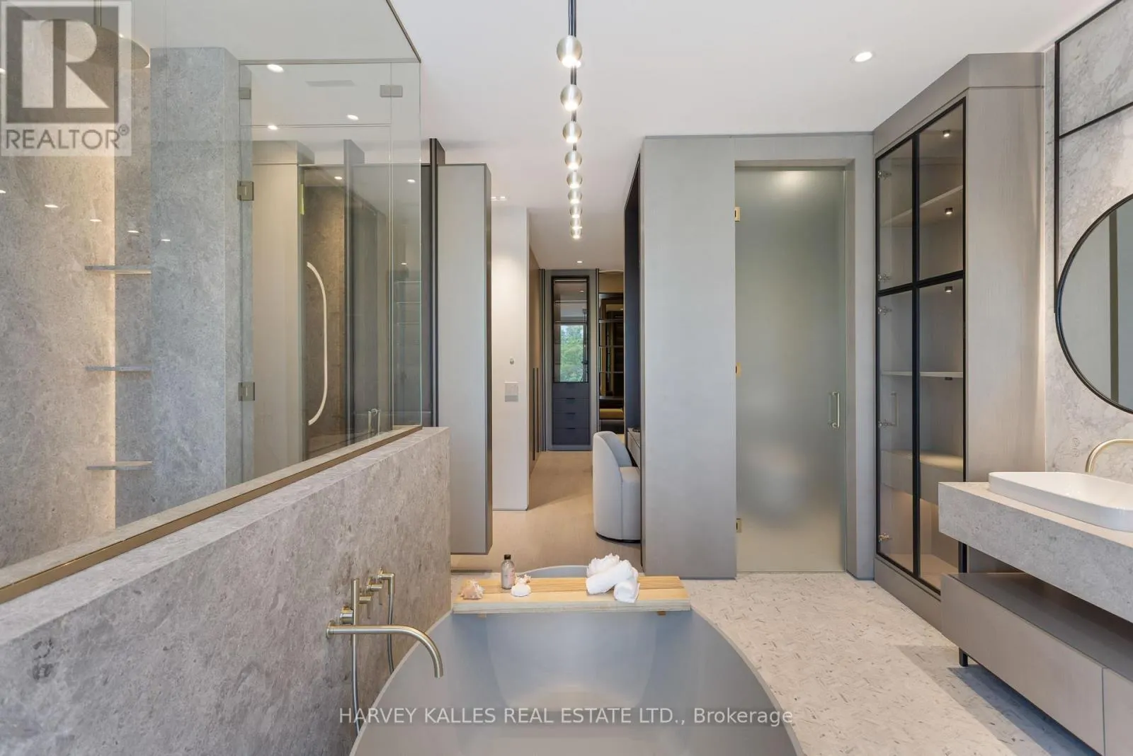 211 DUNVEGAN ROAD