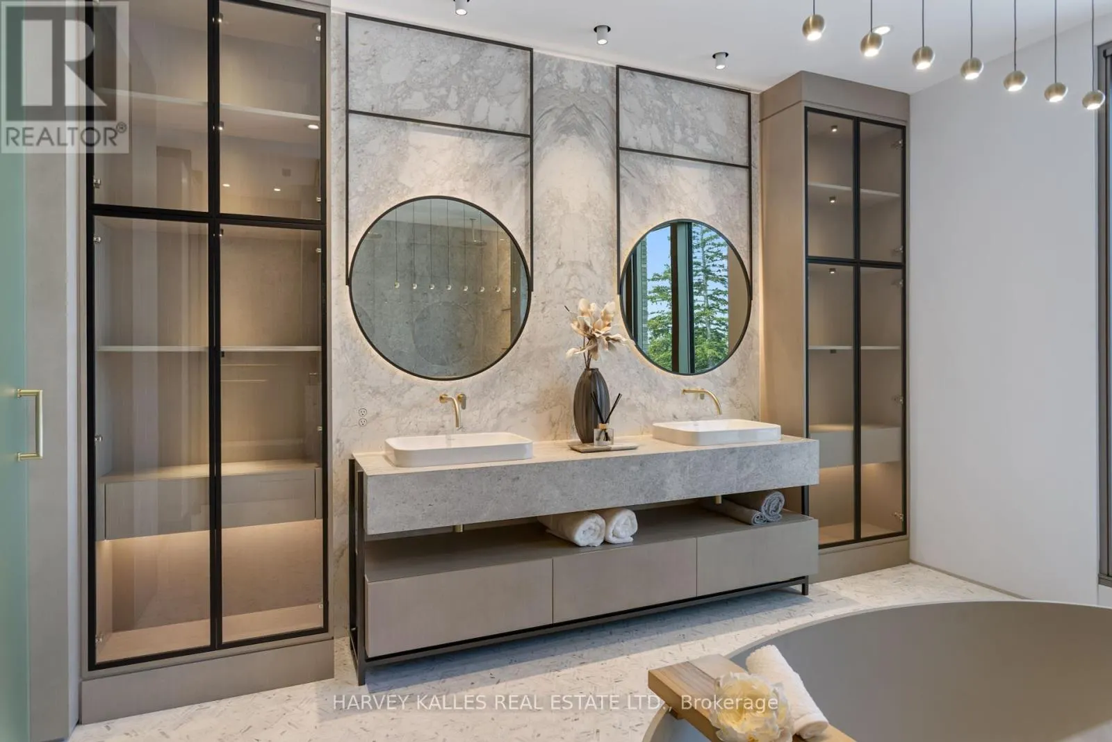 211 DUNVEGAN ROAD