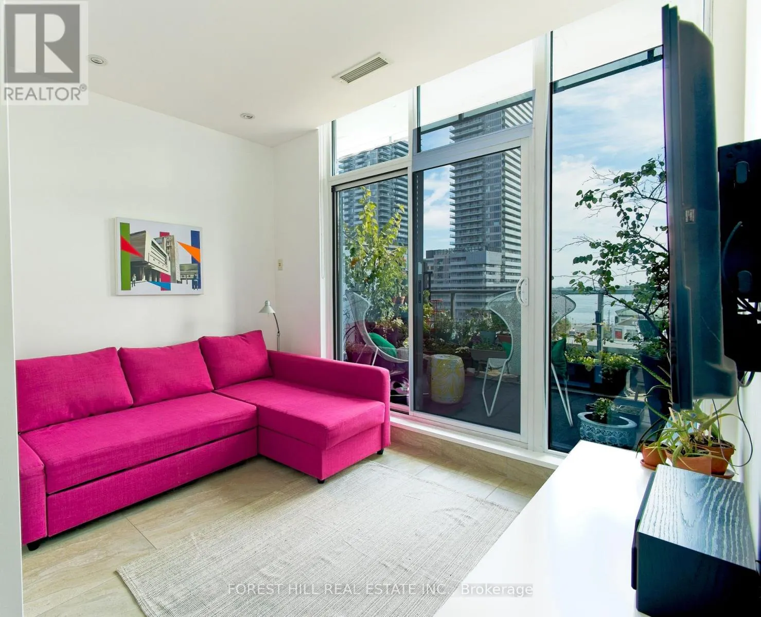 809 - 1 MARKET STREET