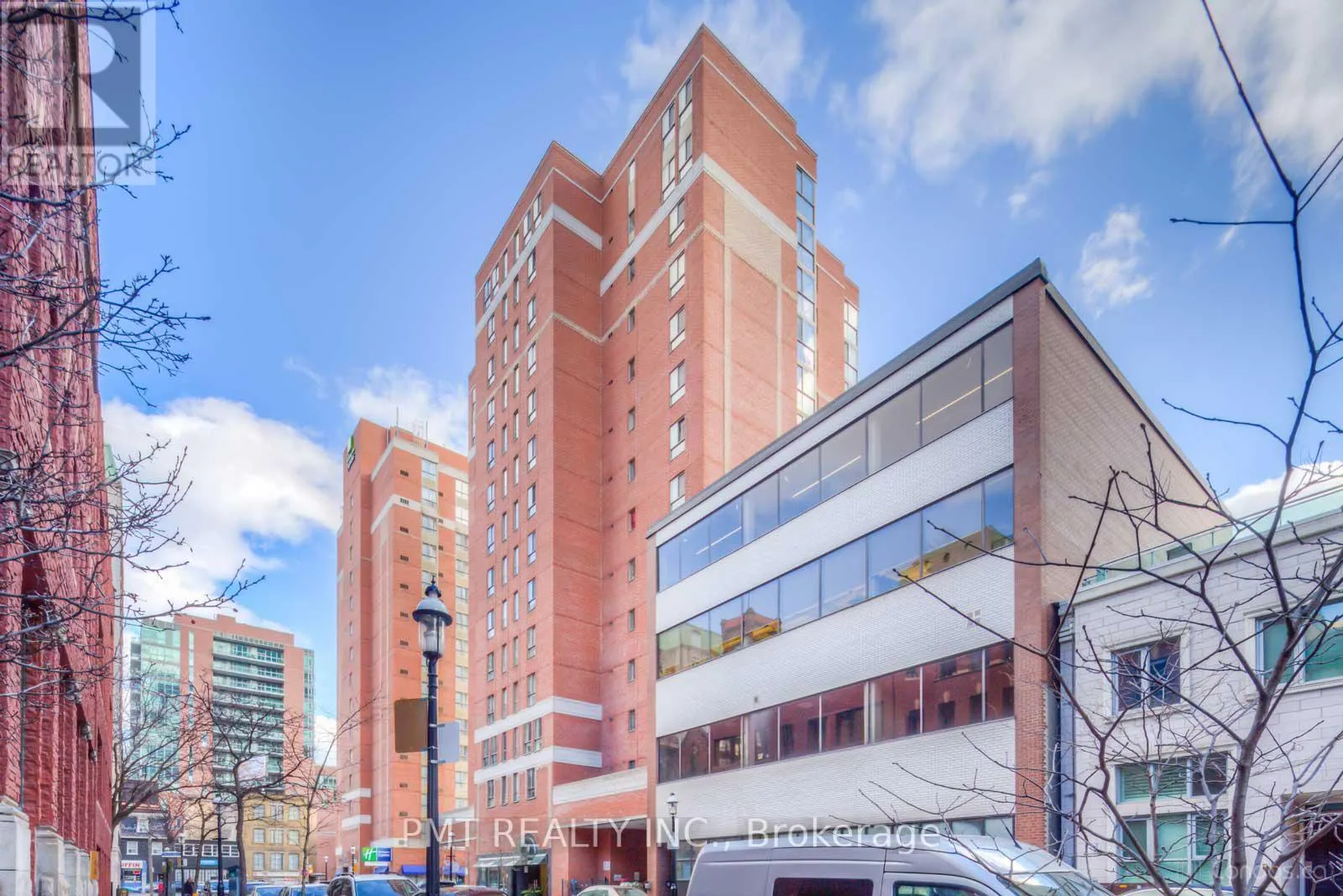 801 - 95 LOMBARD STREET