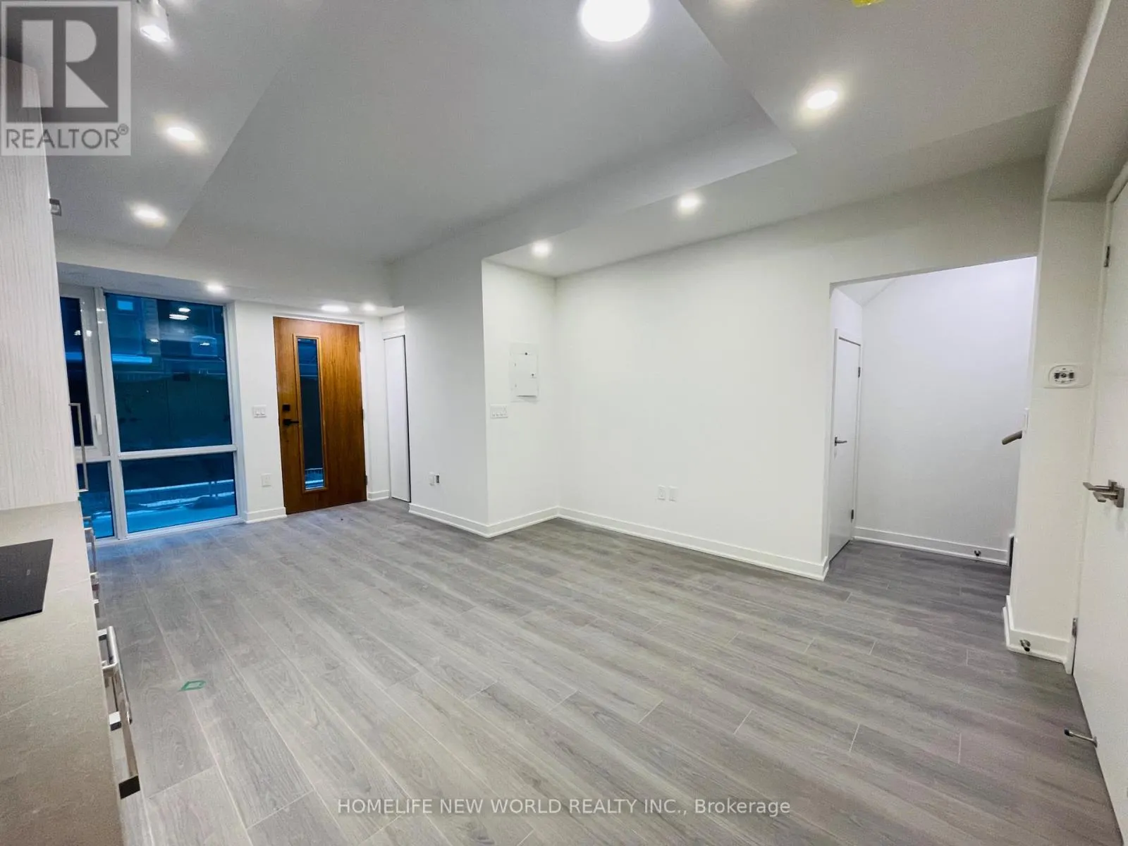 94 - 71 CURLEW DRIVE
