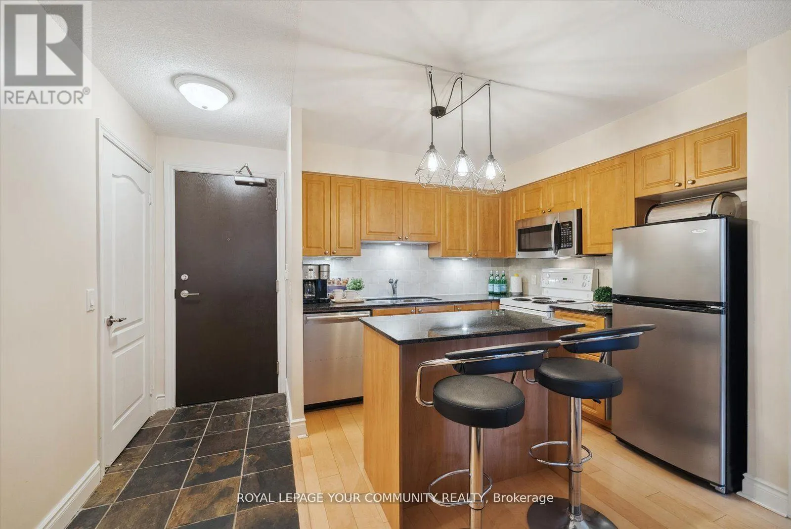 1006 - 1103 LESLIE STREET