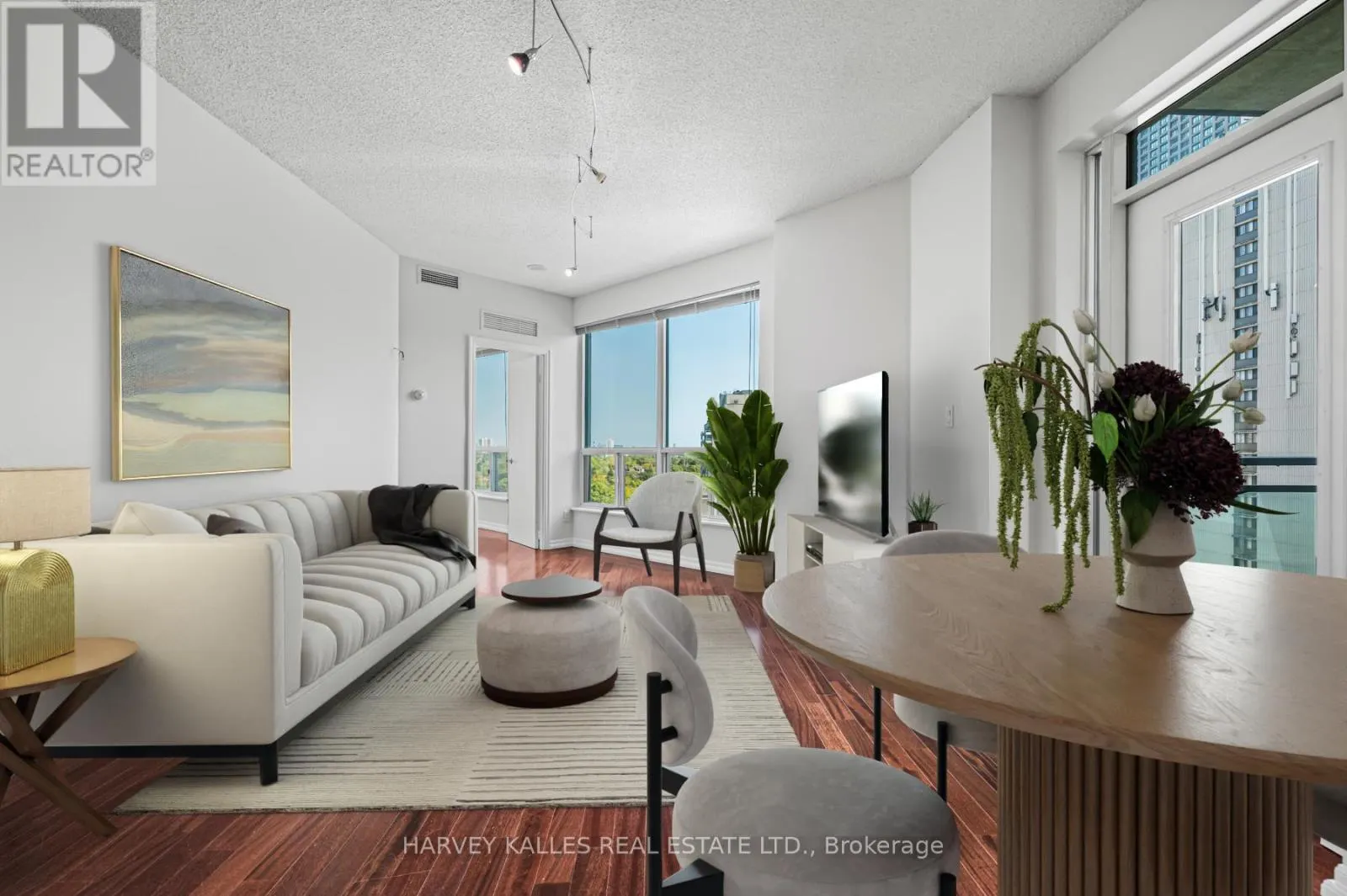 1703 - 300 BLOOR STREET E