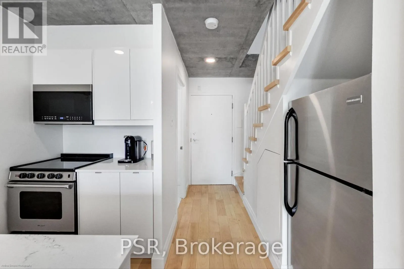 511 - 954 KING STREET W