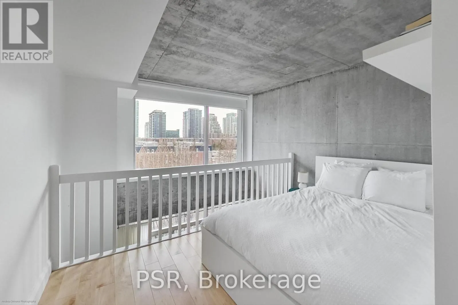 511 - 954 KING STREET W