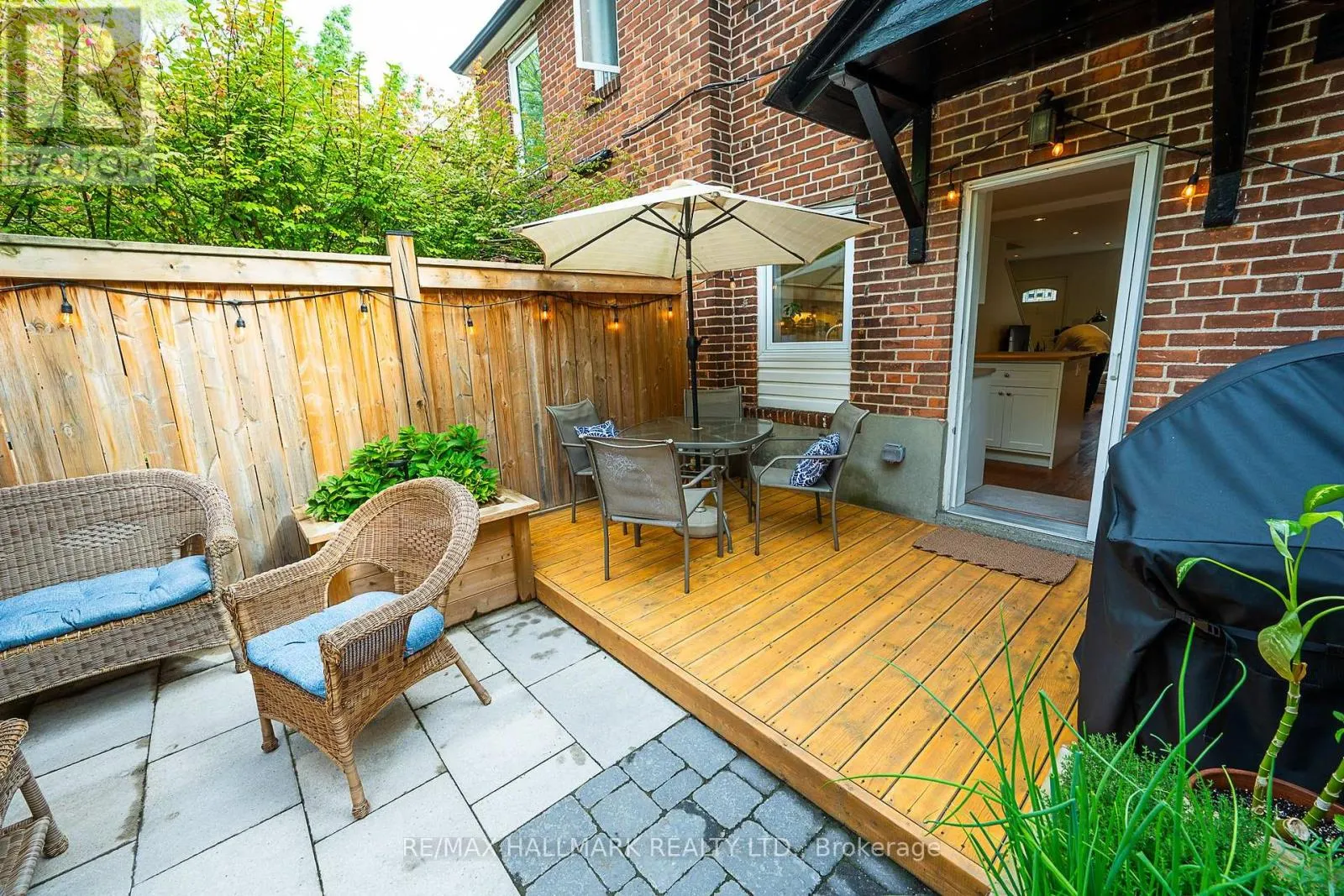 3318 BATHURST STREET