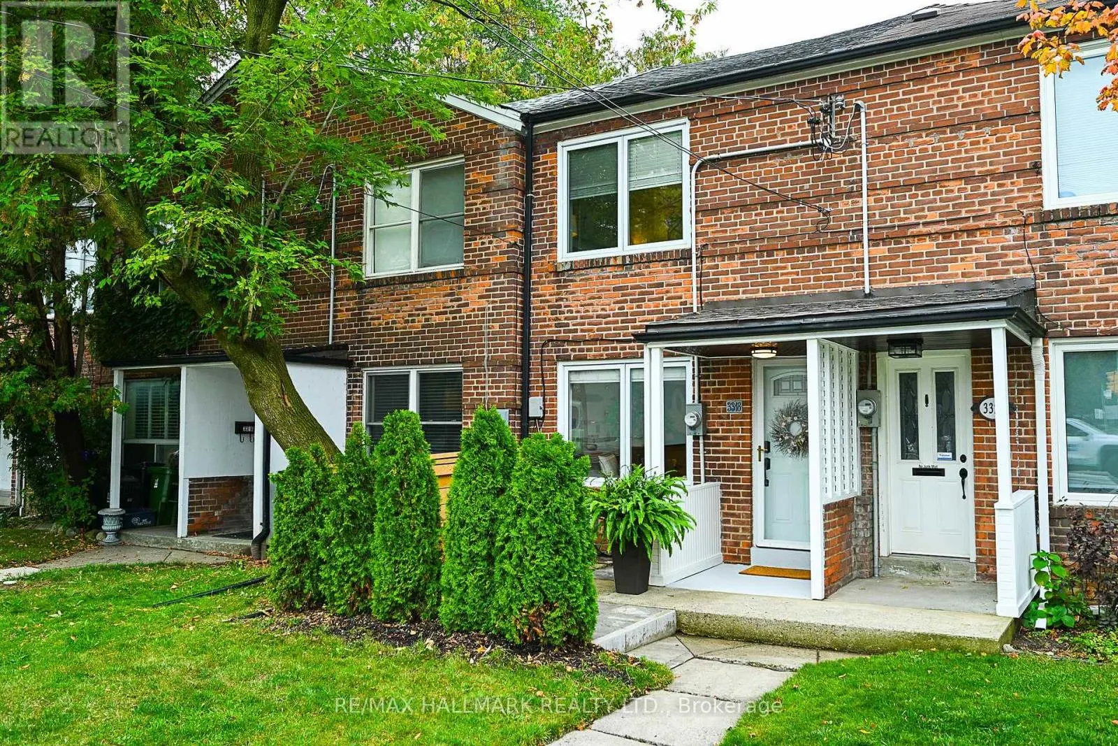 3318 BATHURST STREET