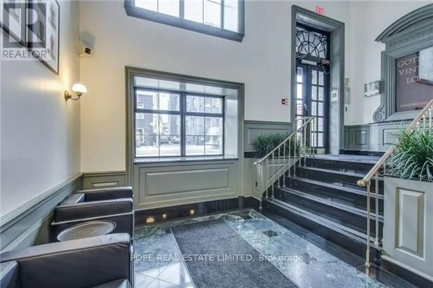 211 - 781 KING STREET W