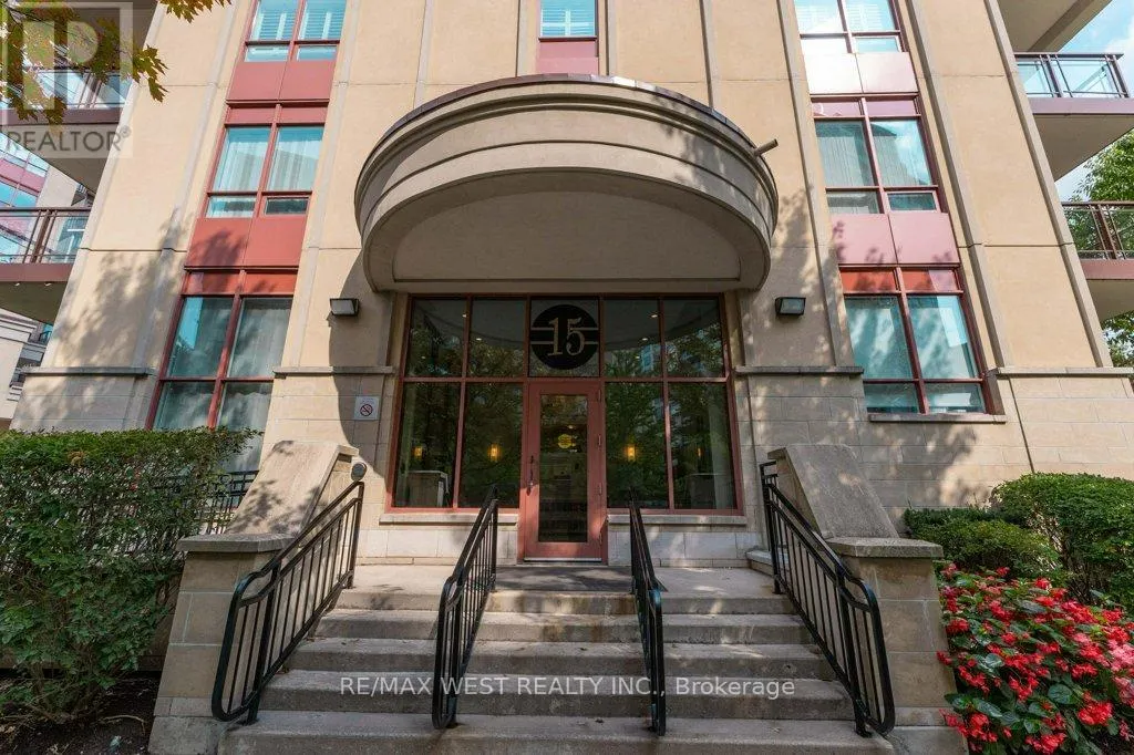407 - 15 REAN DRIVE