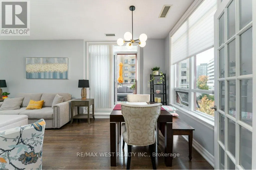 407 - 15 REAN DRIVE