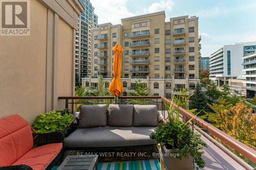 407 - 15 REAN DRIVE