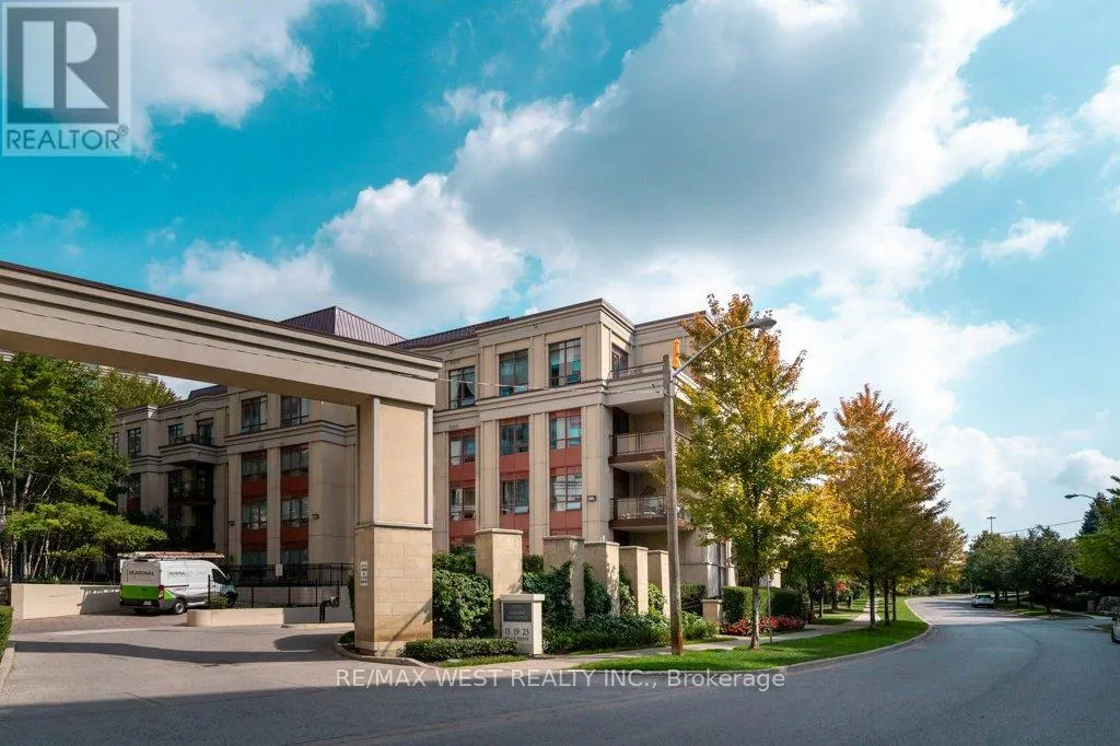 407 - 15 REAN DRIVE