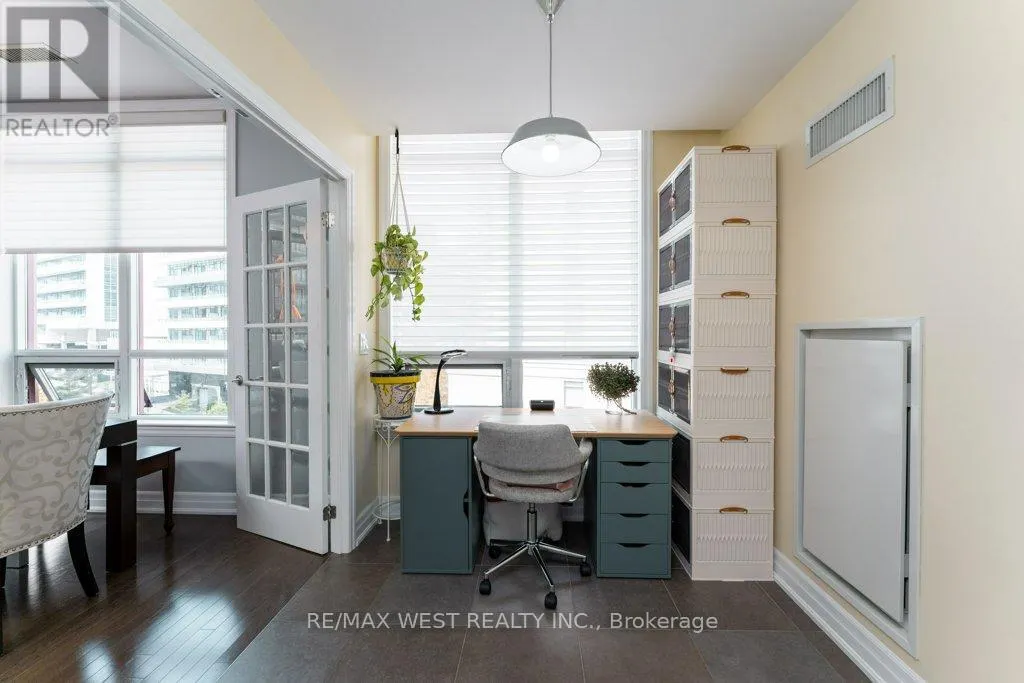 407 - 15 REAN DRIVE