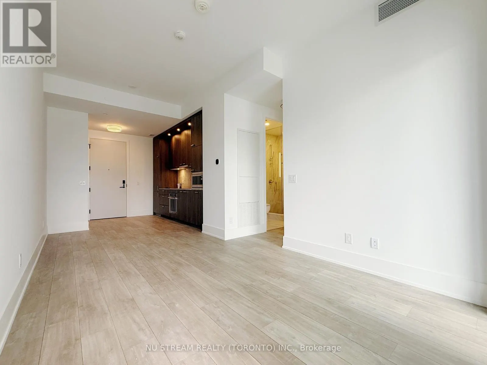 703 - 115 DENISON AVENUE