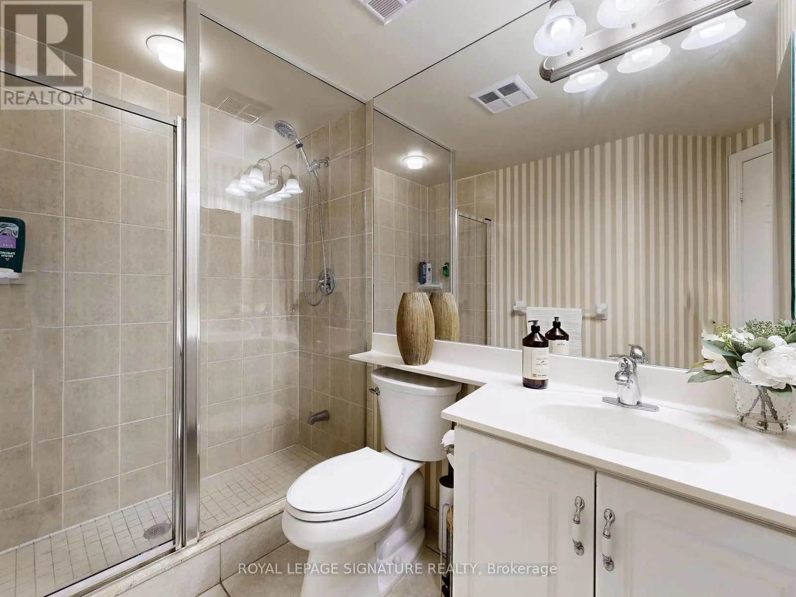 1302 - 78 HARRISON GARDEN BOULEVARD