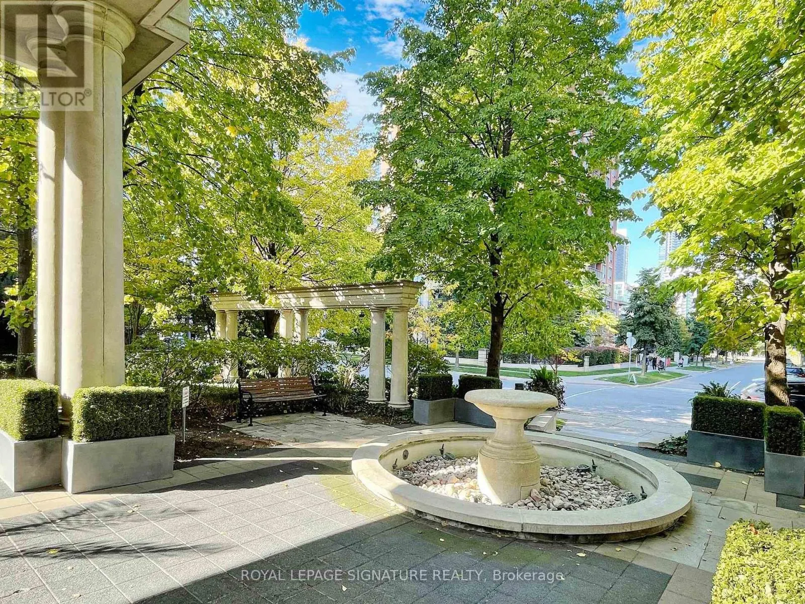 1302 - 78 HARRISON GARDEN BOULEVARD