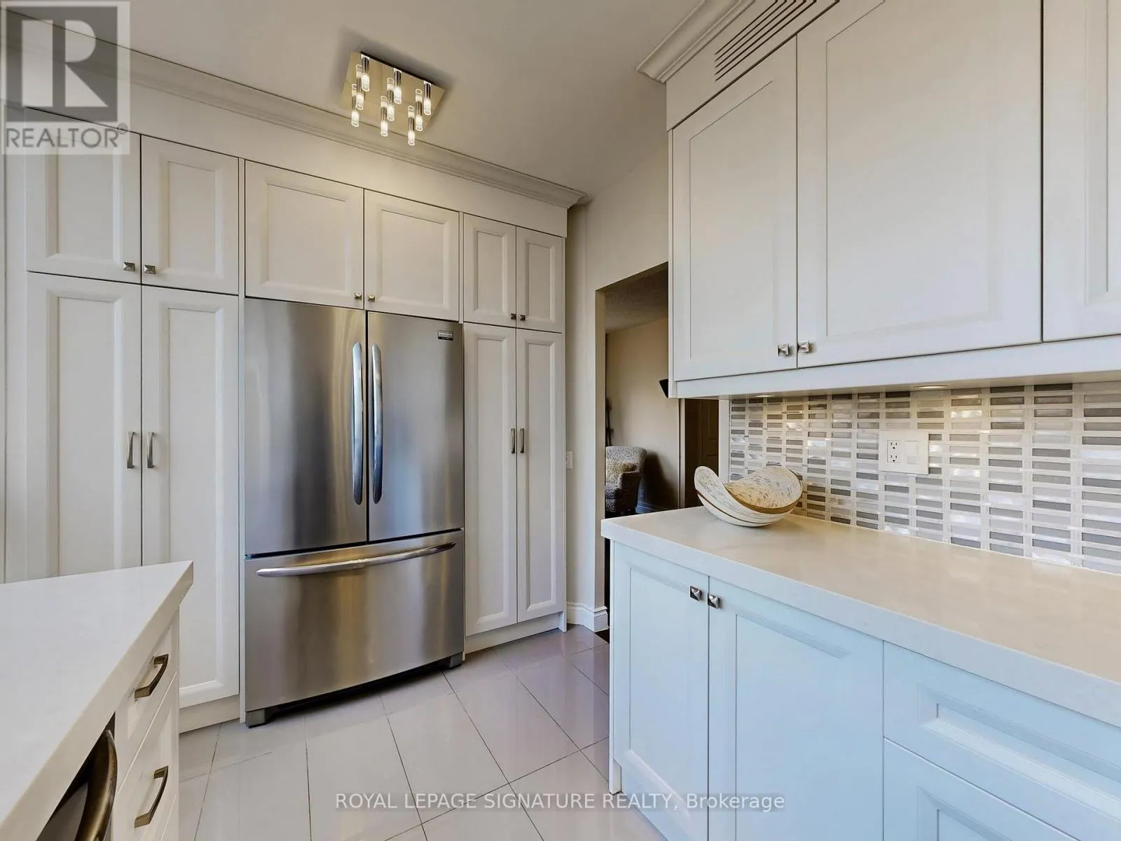 1302 - 78 HARRISON GARDEN BOULEVARD