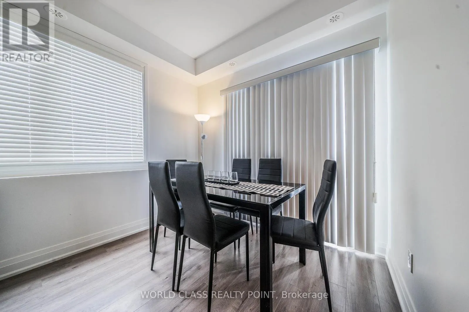 TH62 - 780 SHEPPARD AVENUE E