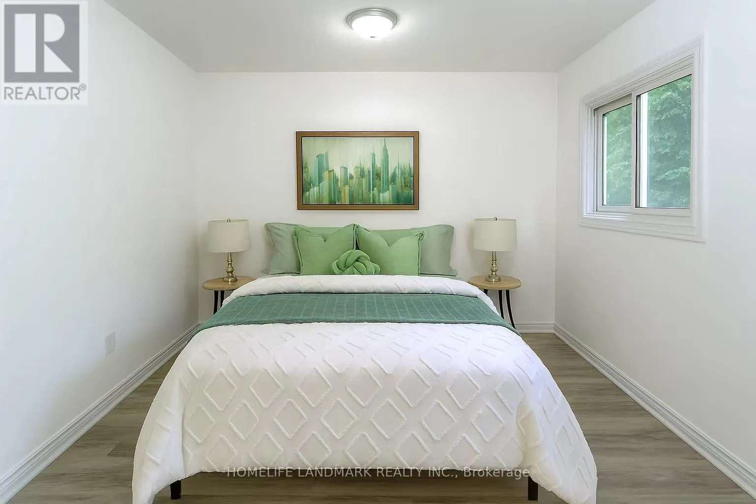 104 LOGANBERRY CRESCENT