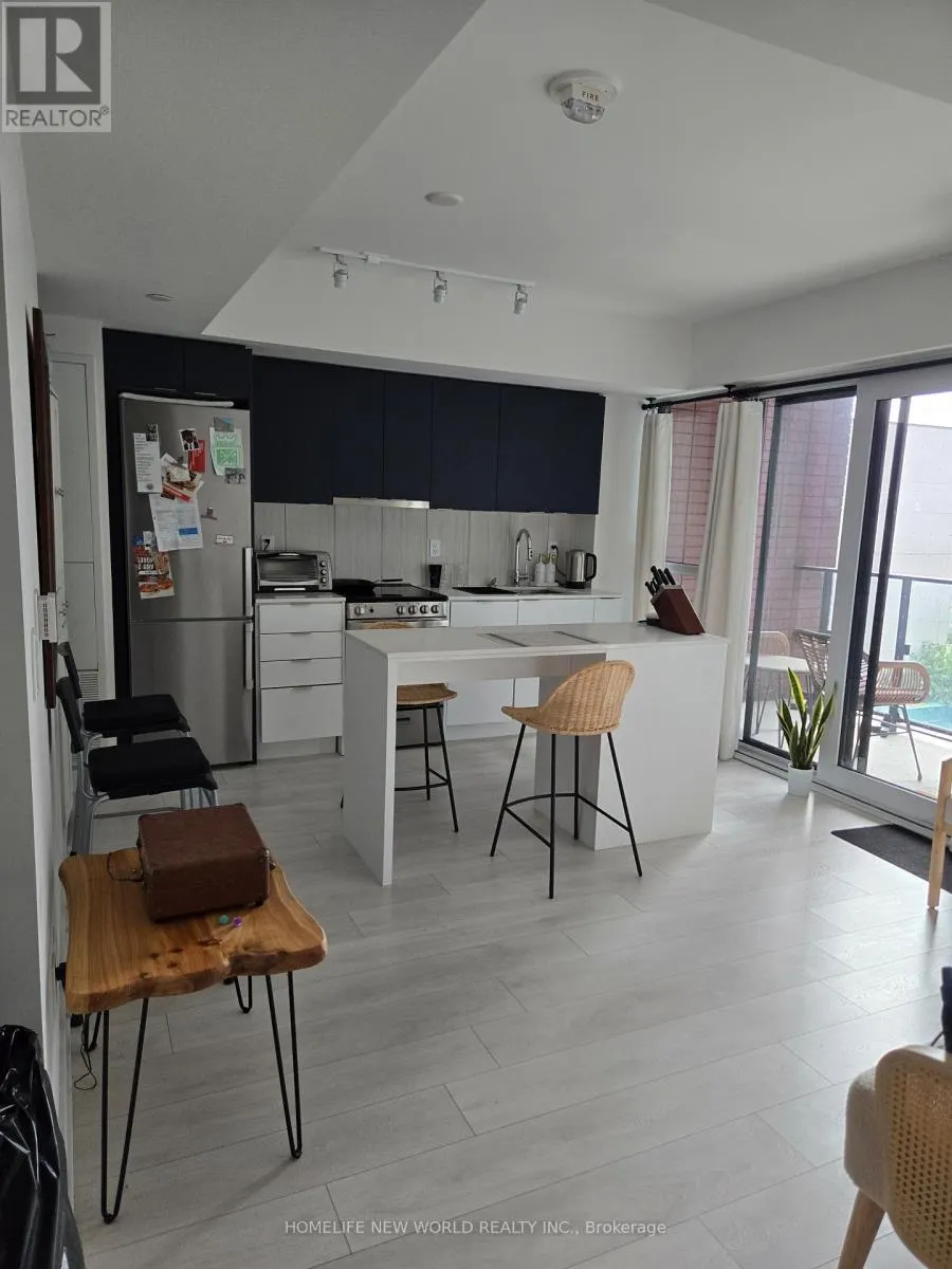 412 - 8 TIPPET ROAD