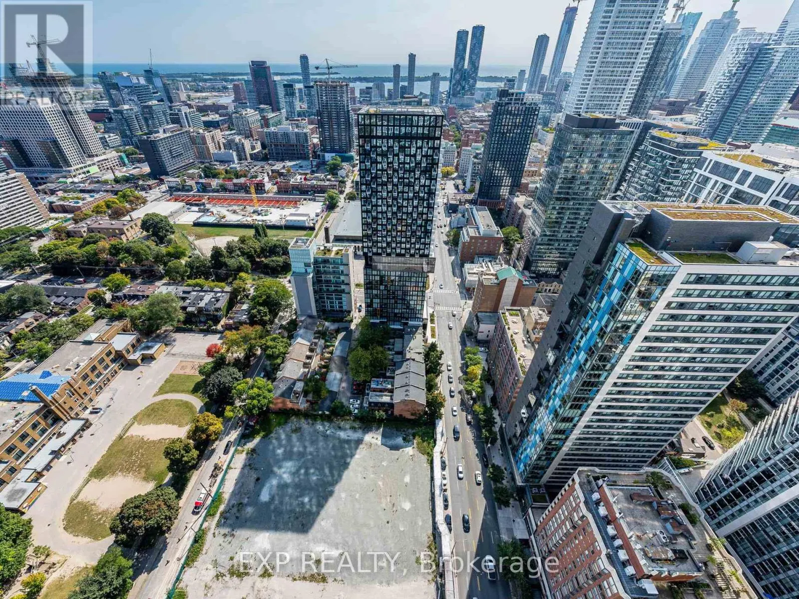 4608 - 181 DUNDAS STREET E