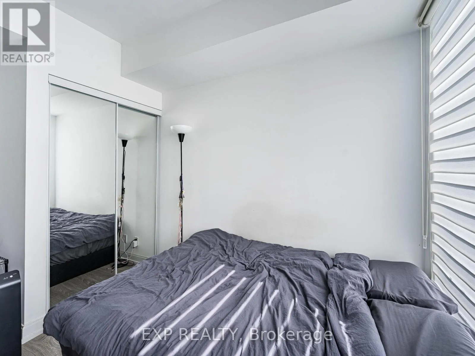 4608 - 181 DUNDAS STREET E