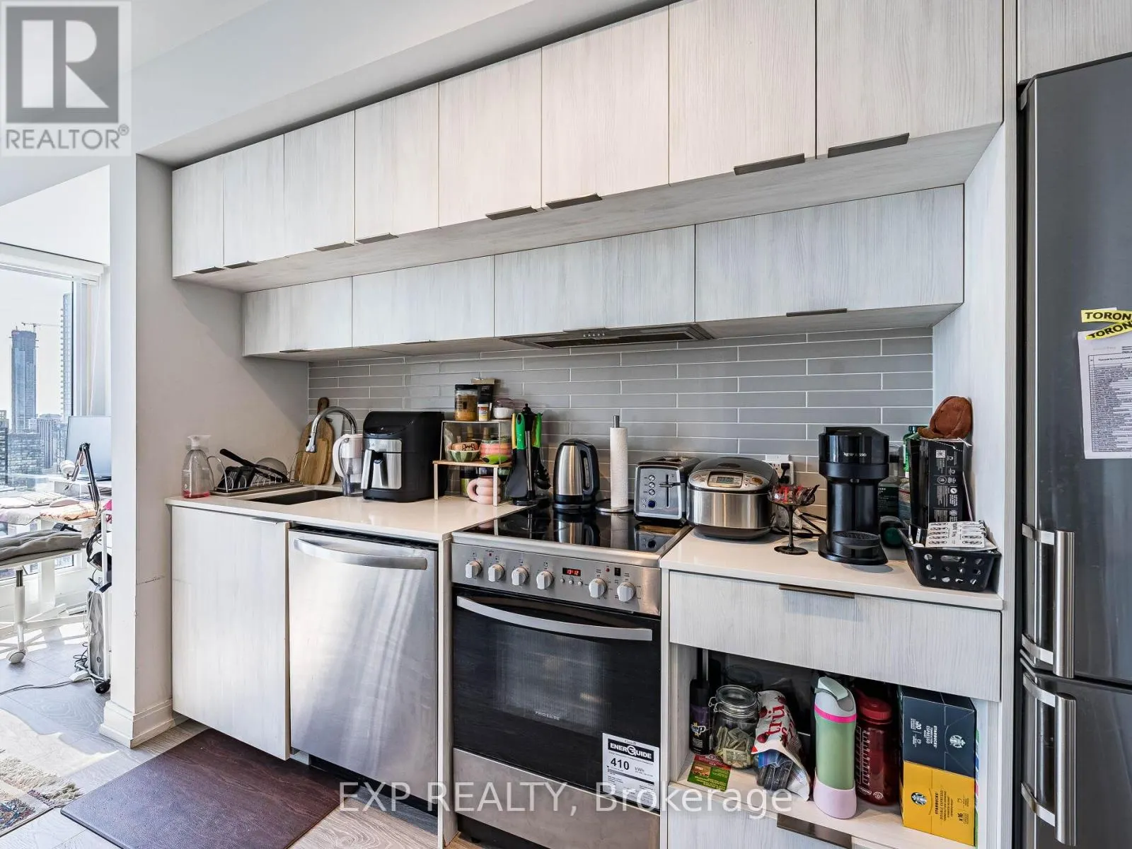 3708 - 181 DUNDAS STREET E