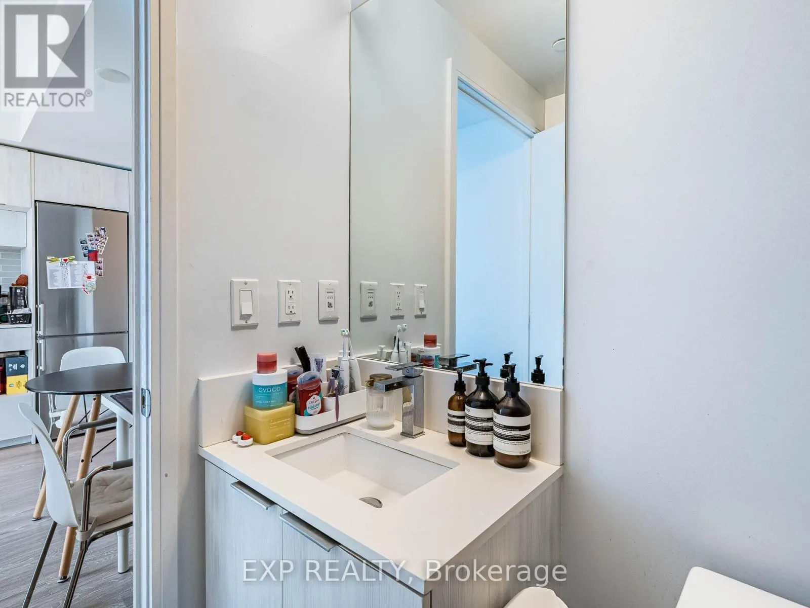 3708 - 181 DUNDAS STREET E