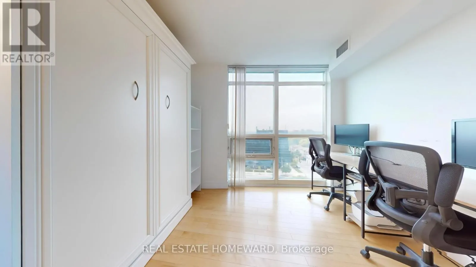 1207 - 30 HARRISON GARDEN BOULEVARD