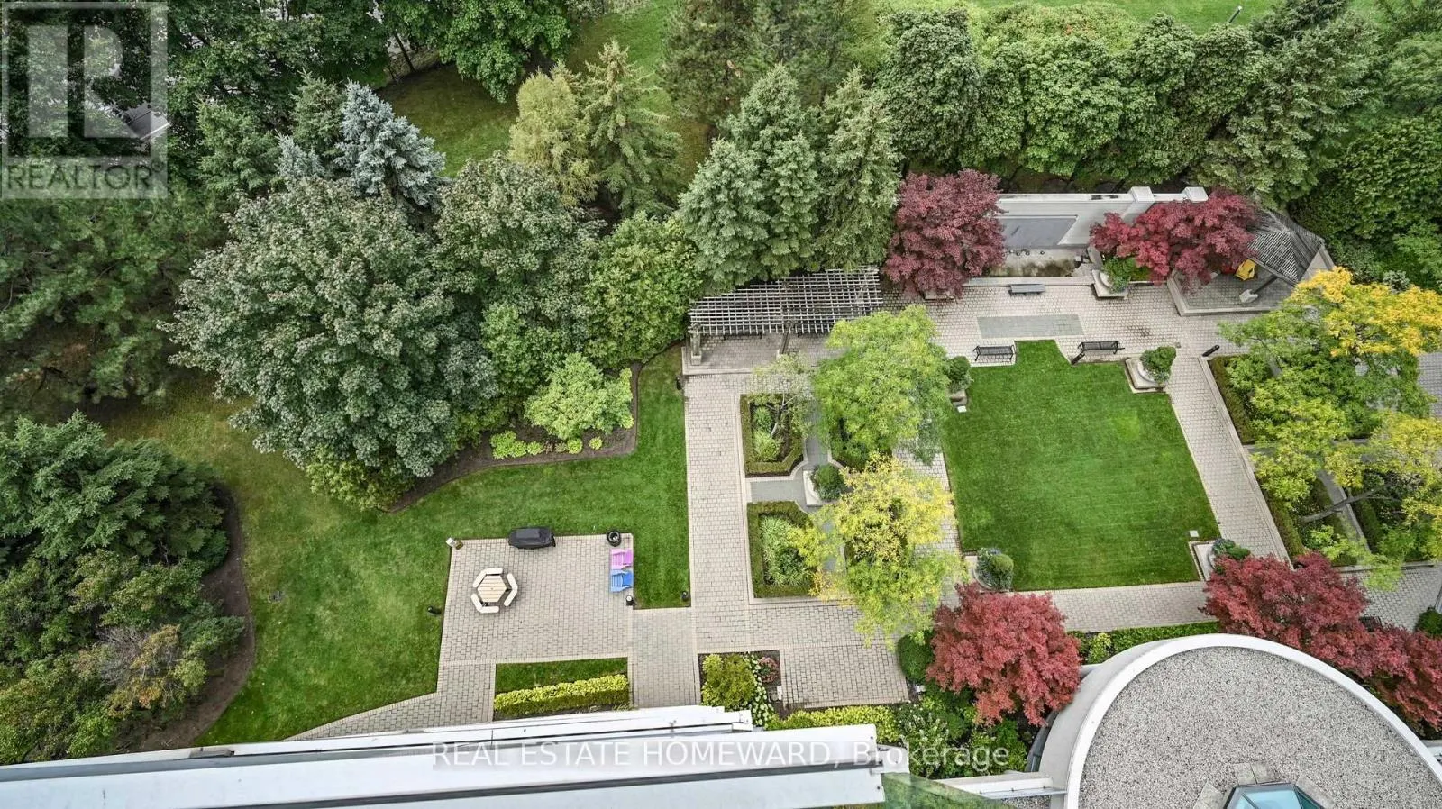 1207 - 30 HARRISON GARDEN BOULEVARD