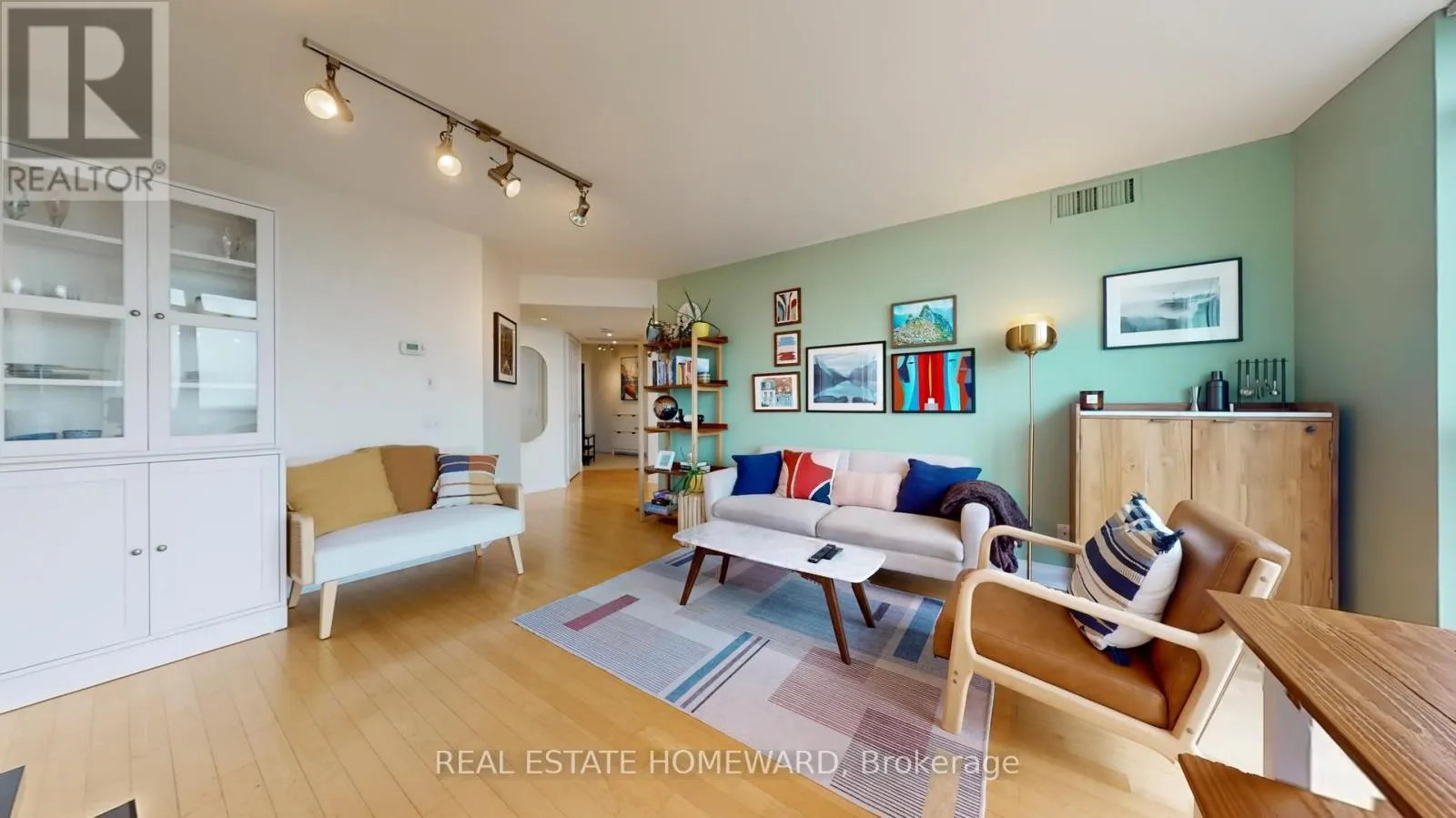 1207 - 30 HARRISON GARDEN BOULEVARD