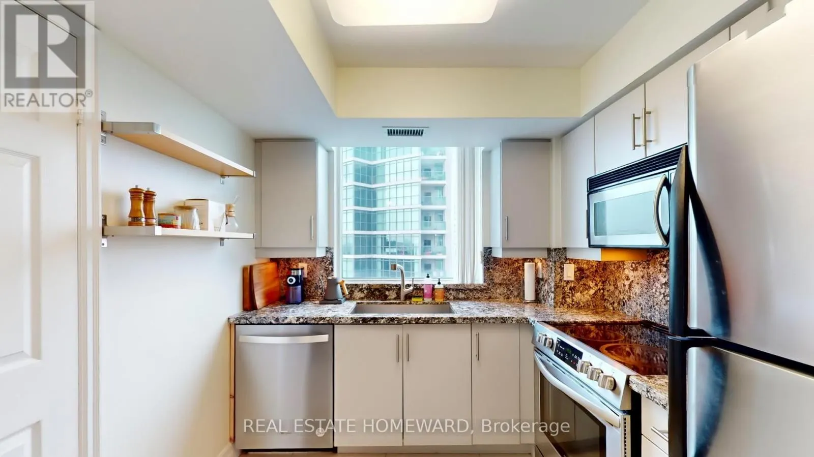 1207 - 30 HARRISON GARDEN BOULEVARD